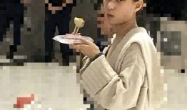 何超莲爆料爸爸是谁啊视频,爸爸身份大揭秘！